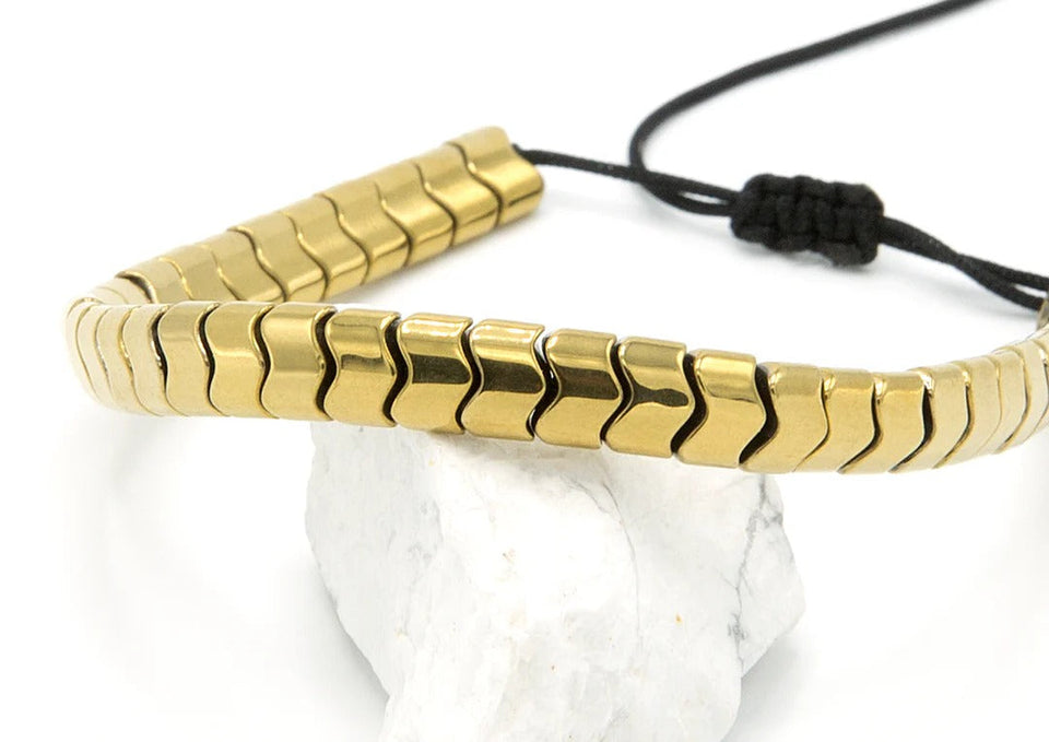 Arrowed stone bracelet– Golden